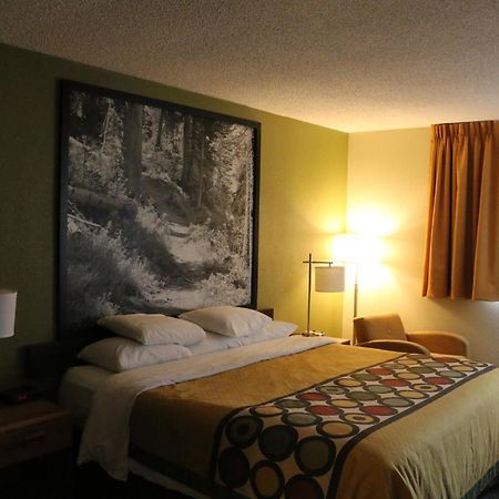 Готель Super 8 By Wyndham Windsor/Madison North Номер фото